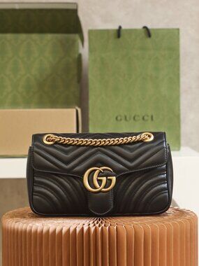 🌸Gucci GG Marmont Matelasse Mini shoulder Bag